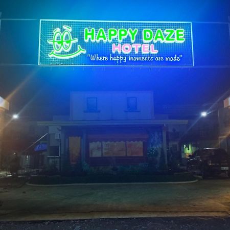 Happy Daze Hotel Tagum Exterior foto