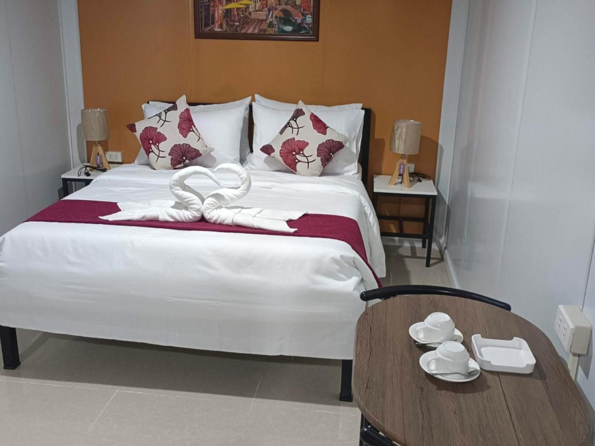 Happy Daze Hotel Tagum Exterior foto